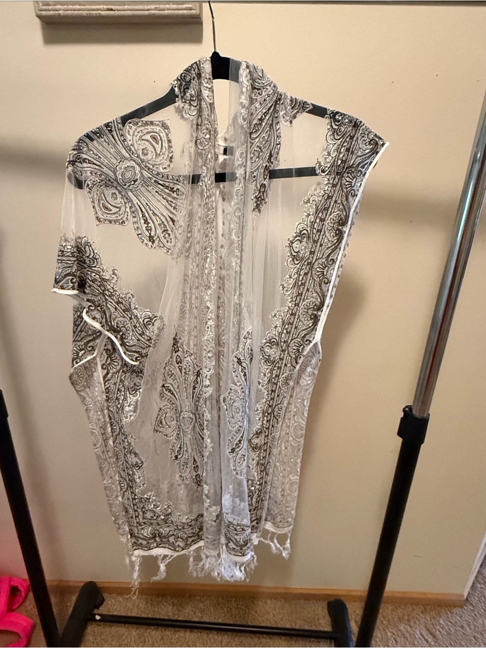 Mudd Black and White Paisley Sheer Kimono